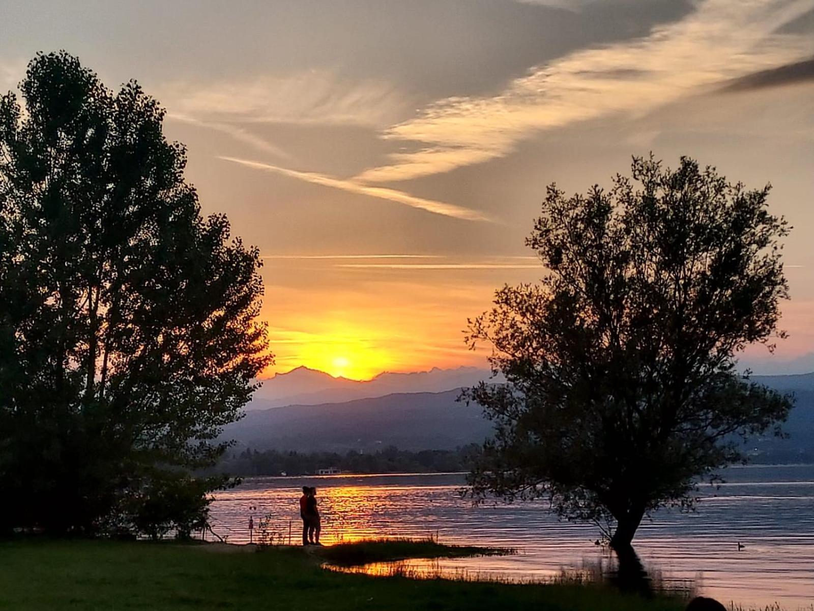 Appartamento Sul Lago Maggiore Кастеллетто-сопра-Тичино Экстерьер фото